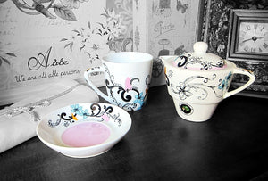 Tea for One - Paris